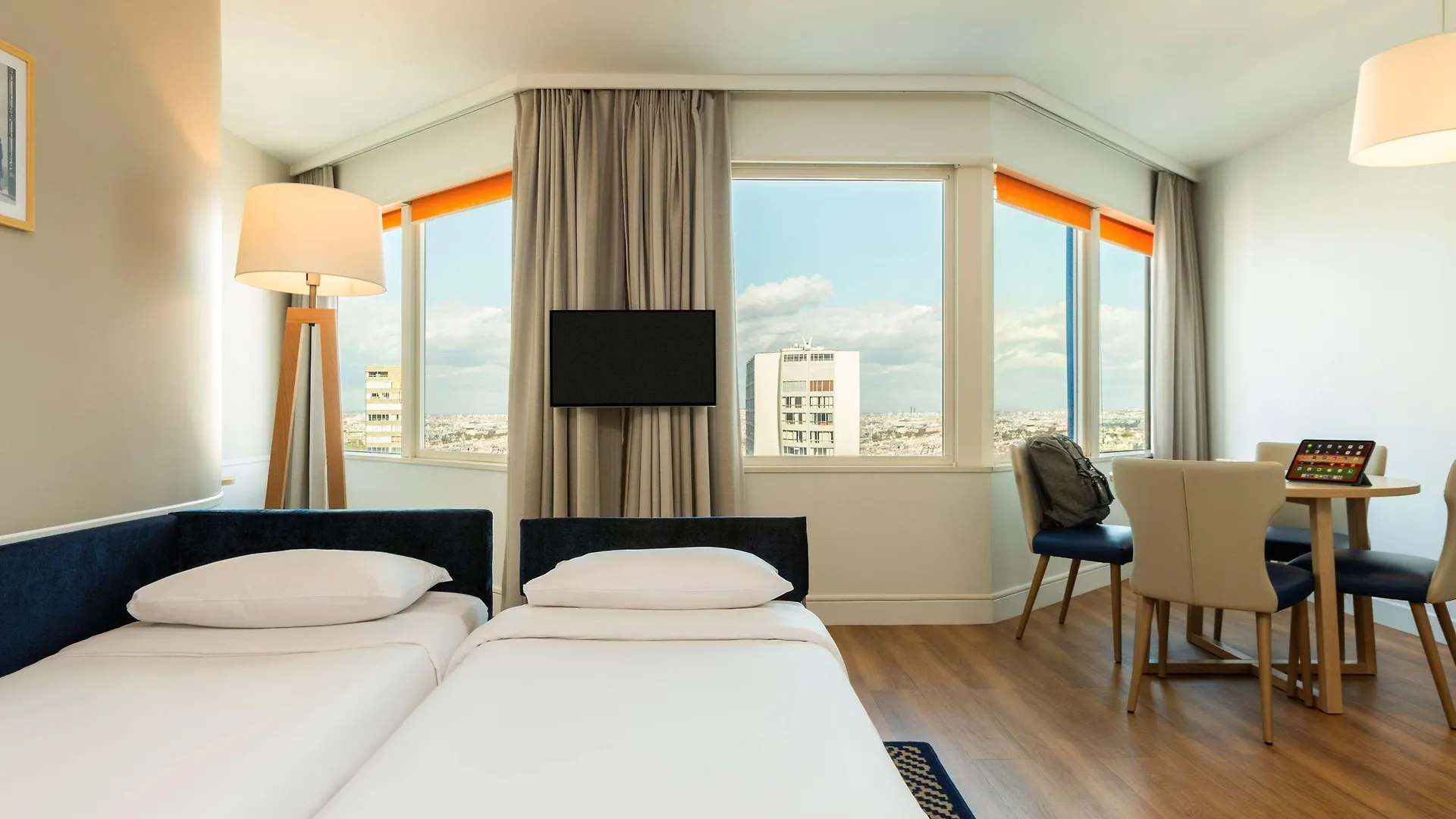 Adagio Centre Tour Eiffel 4*